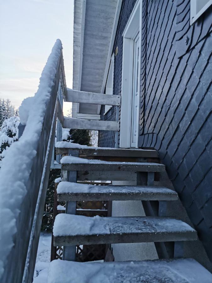 Ferienwohnung Am Wald Schmiedefeld am Rennsteig Exterior foto